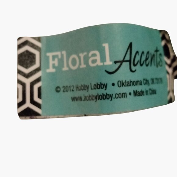 Artificial Lavender Floral Spray Stem Craft 14 inch - Picture 4 of 4